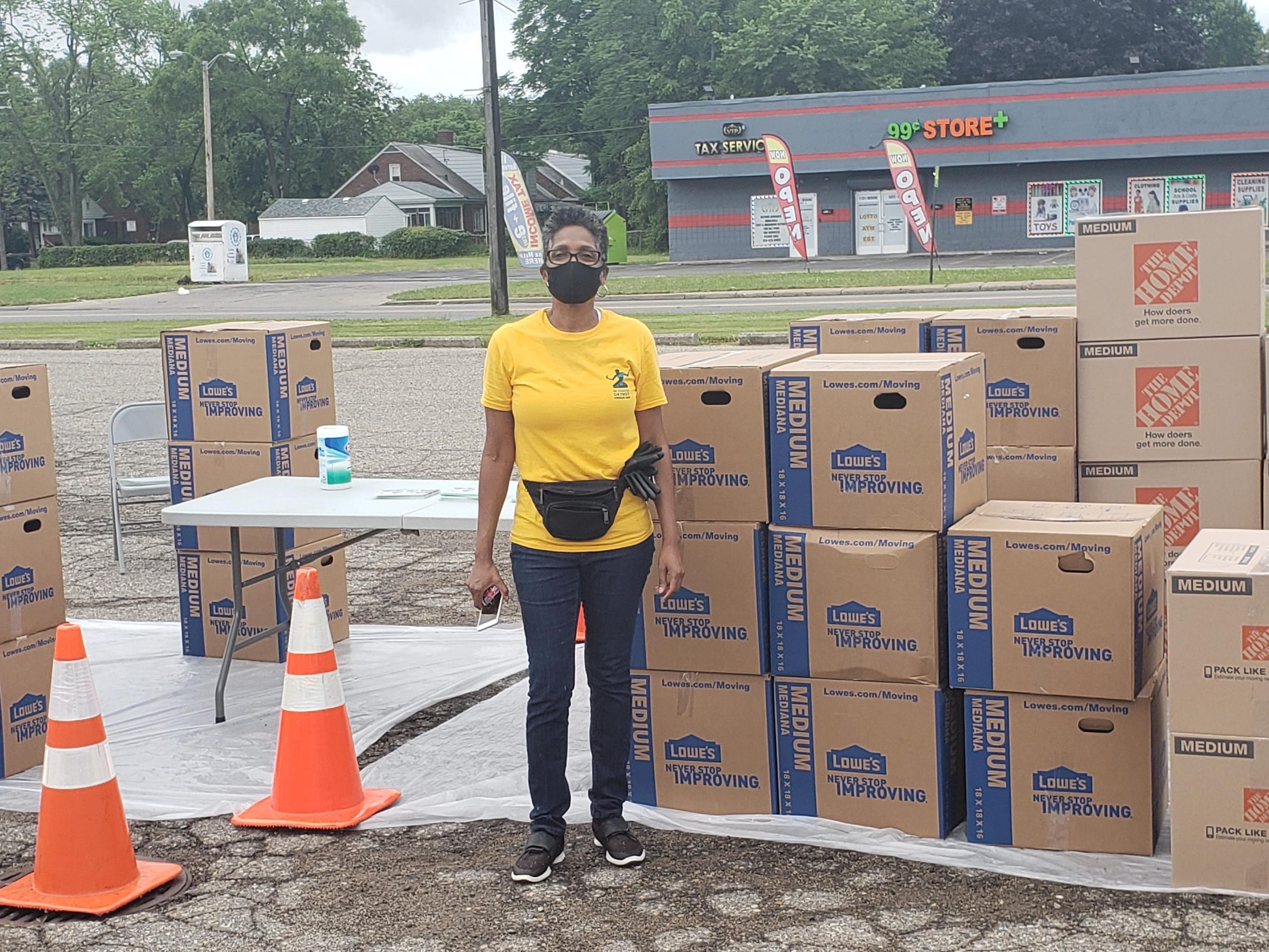 02a56796-c6d8-481b-8990-0699883e6216-Grocery_Giveaway_and_Census_2020pic.jpg