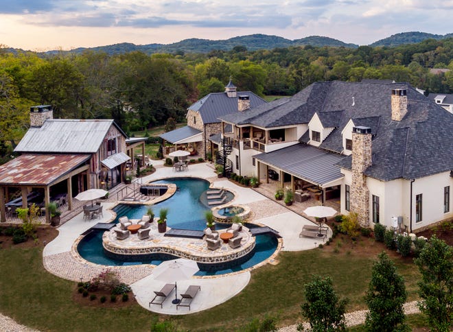 Real estate: Williamson County luxury homes hot