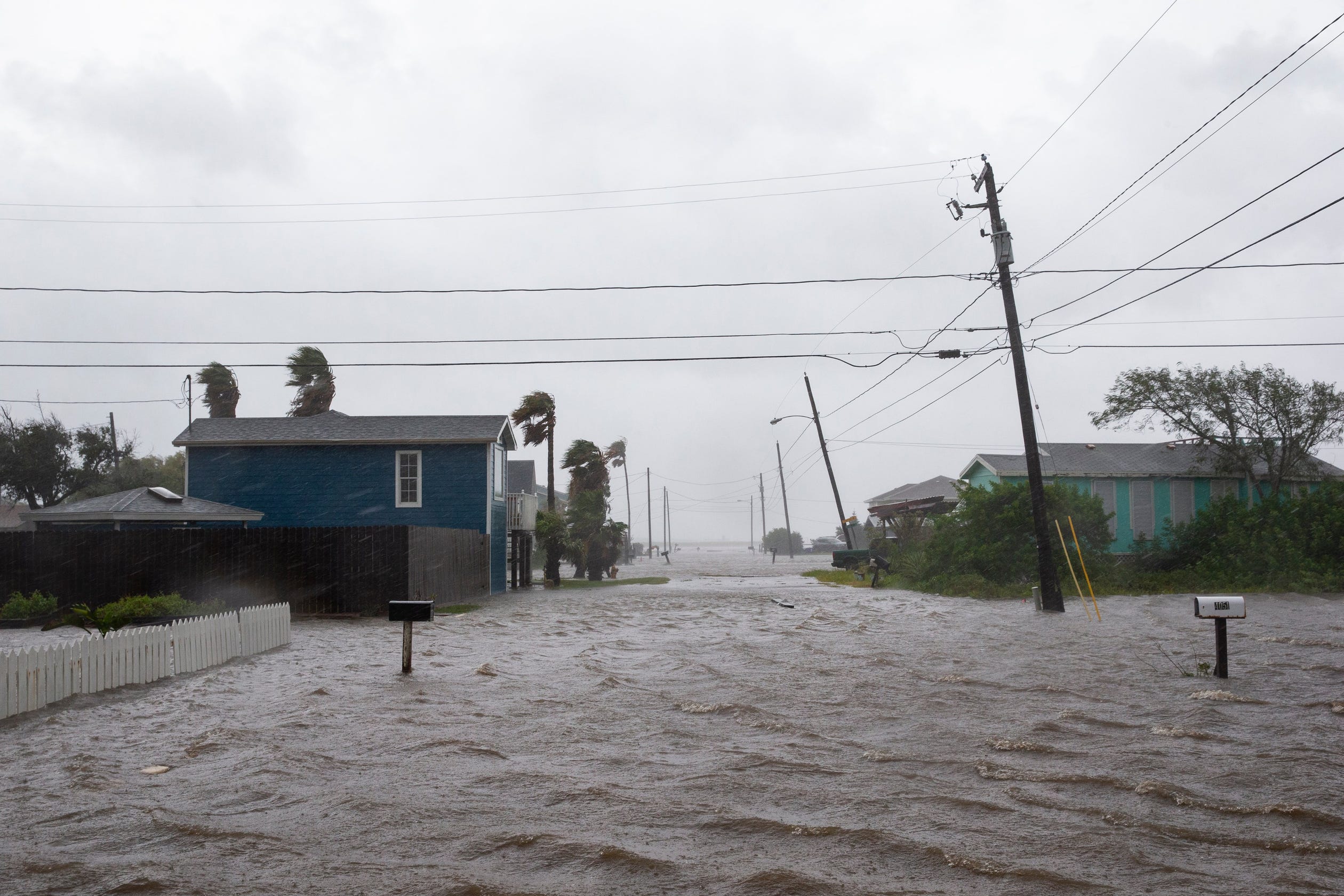 HURRICANE WARNING TEXAS thumbnail