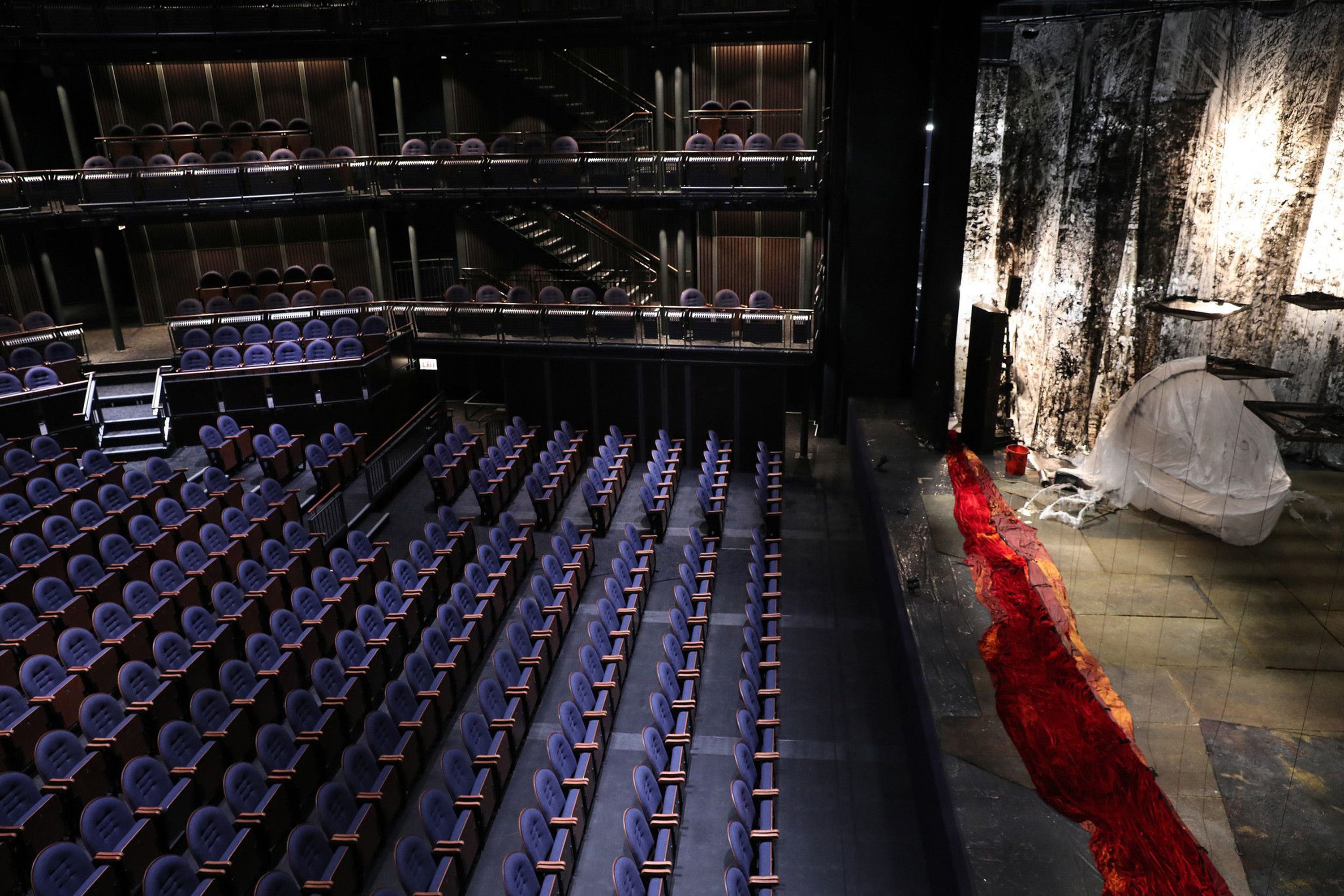 Theater Box Seats Are Poised To Become Fashionable Again During The Covid 19 Era