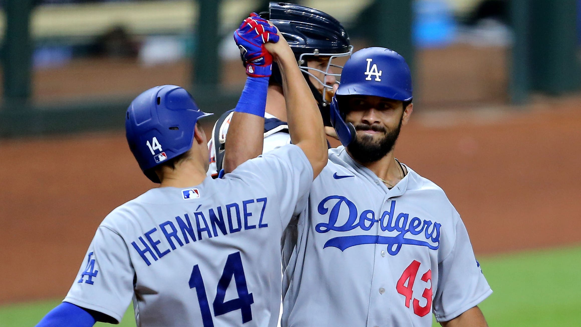 Dodgers get what they wanted with pair of victories vs. Astros