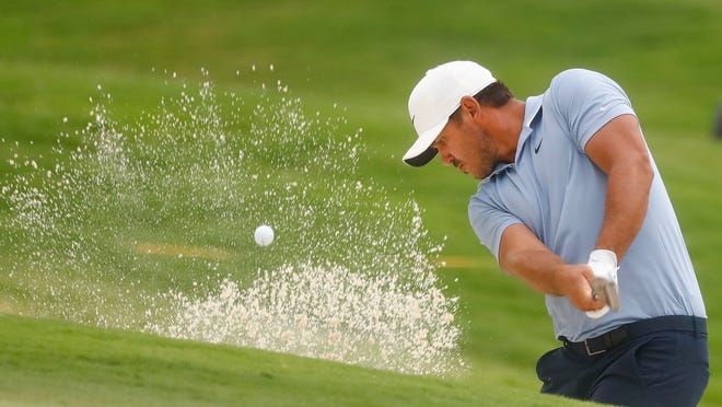 Wgc Memphis Dustin Johnson Shaves Beard Between Rounds