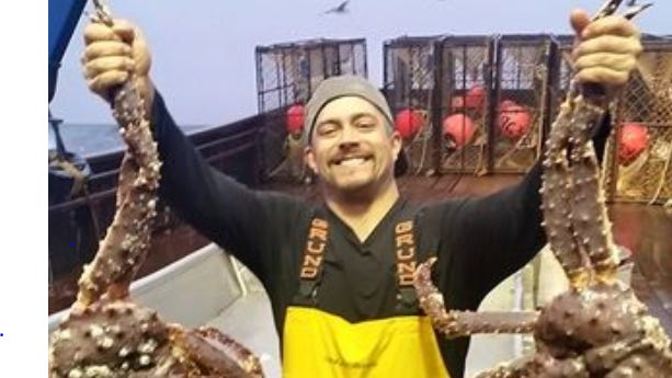 'Deadliest Catch' deckhand Mahlon Reyes dies of a heart attack at 38: 'So sad, he was so young' - USA TODAY
