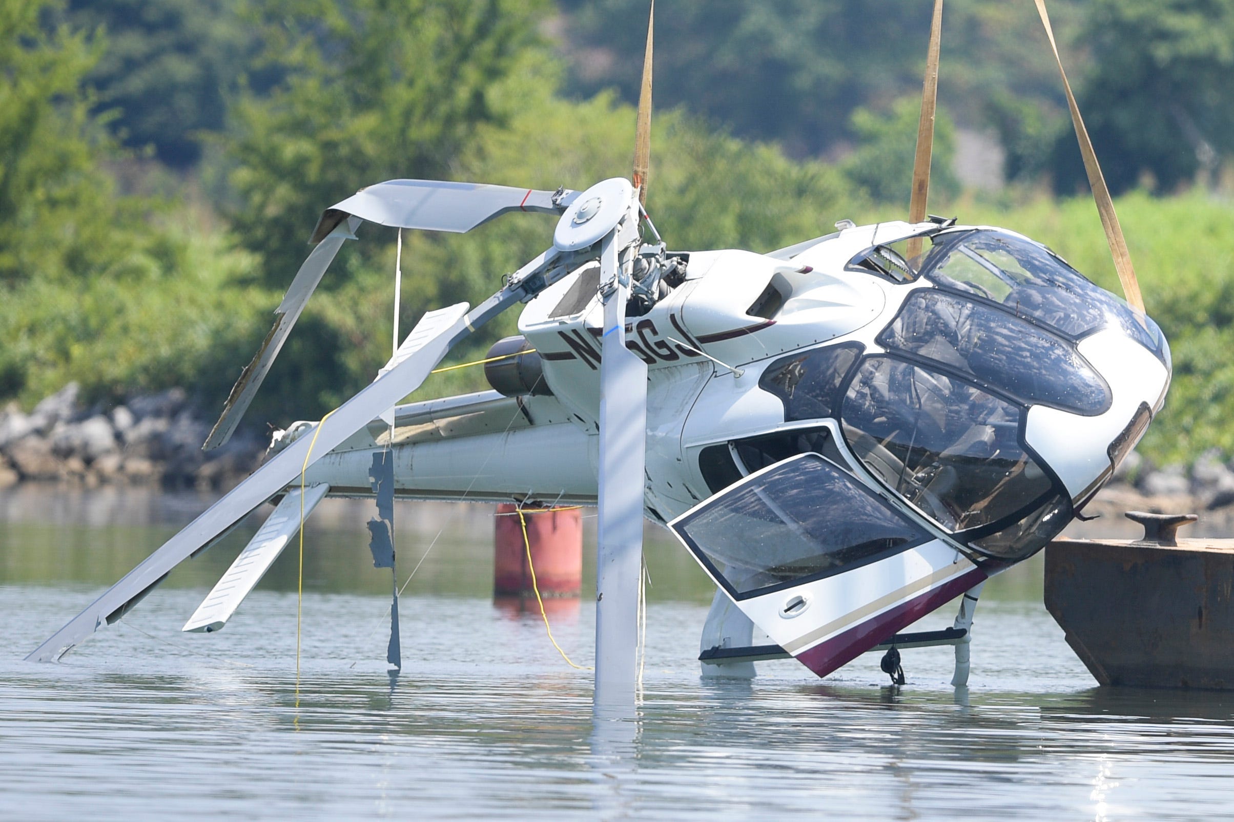 NTSB Jim Clayton at fault in fatal Tennessee River helicopter crash