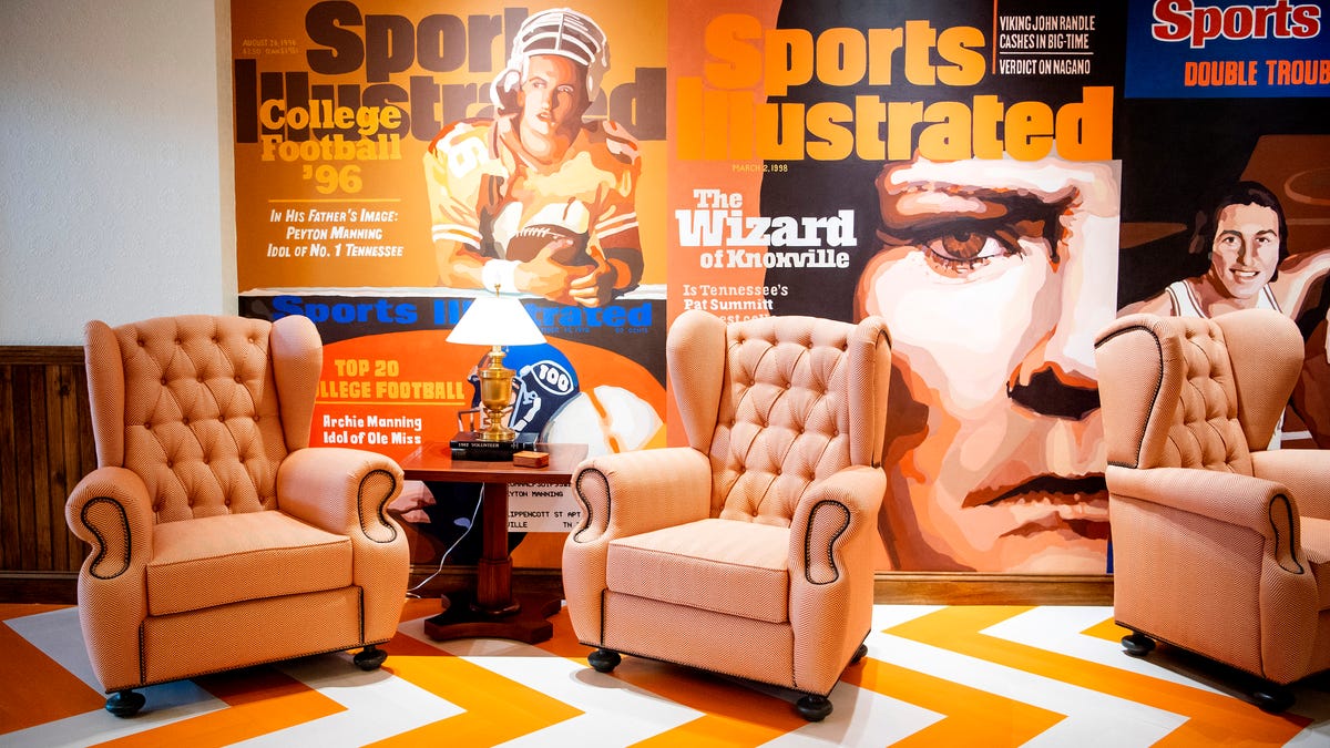 Ranking Sports Illustrated’s Tennessee Vols covers with SI’s future in flux