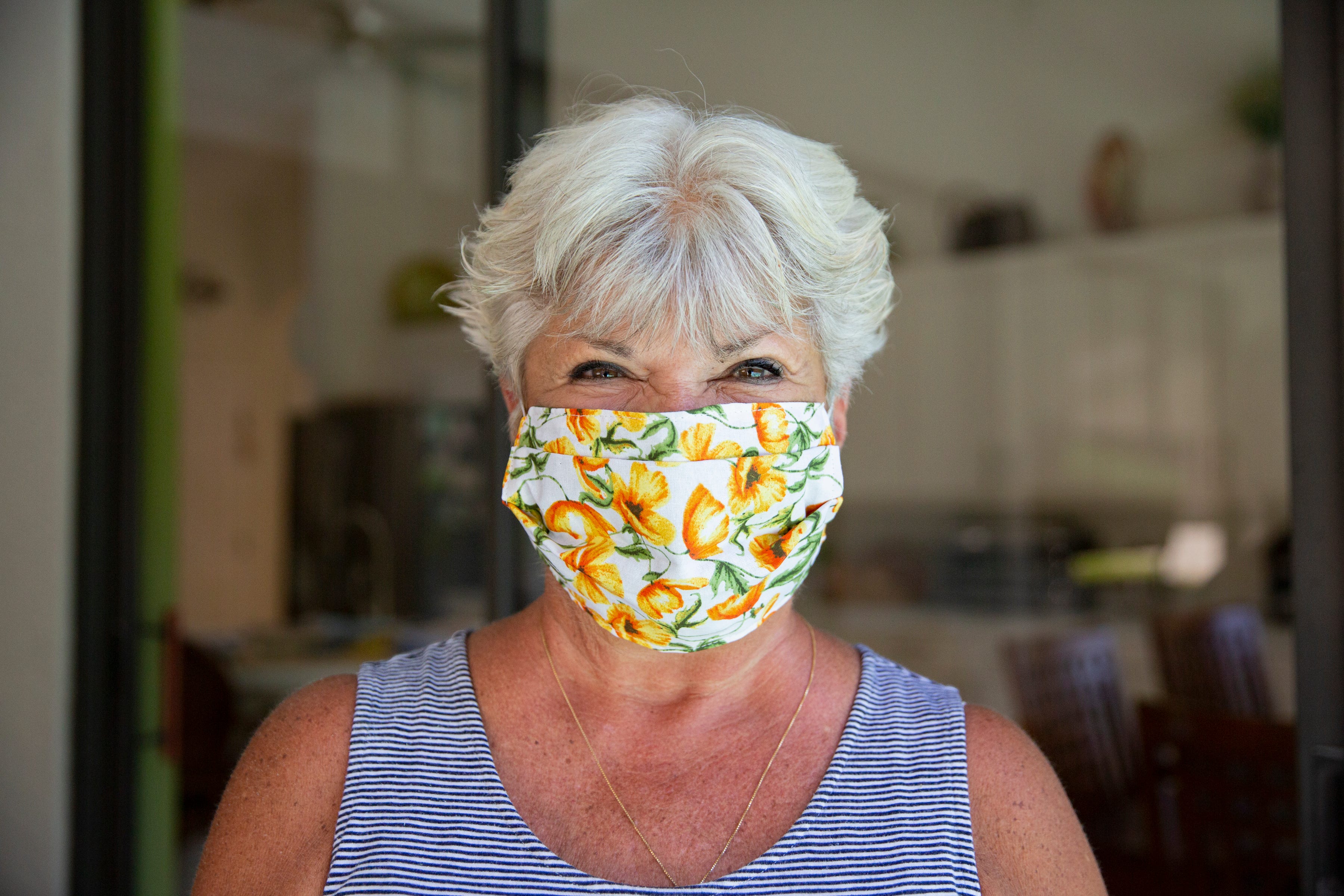 Bonita Springs women sew masks to give away to Pueblo Bonito farmworkers and others