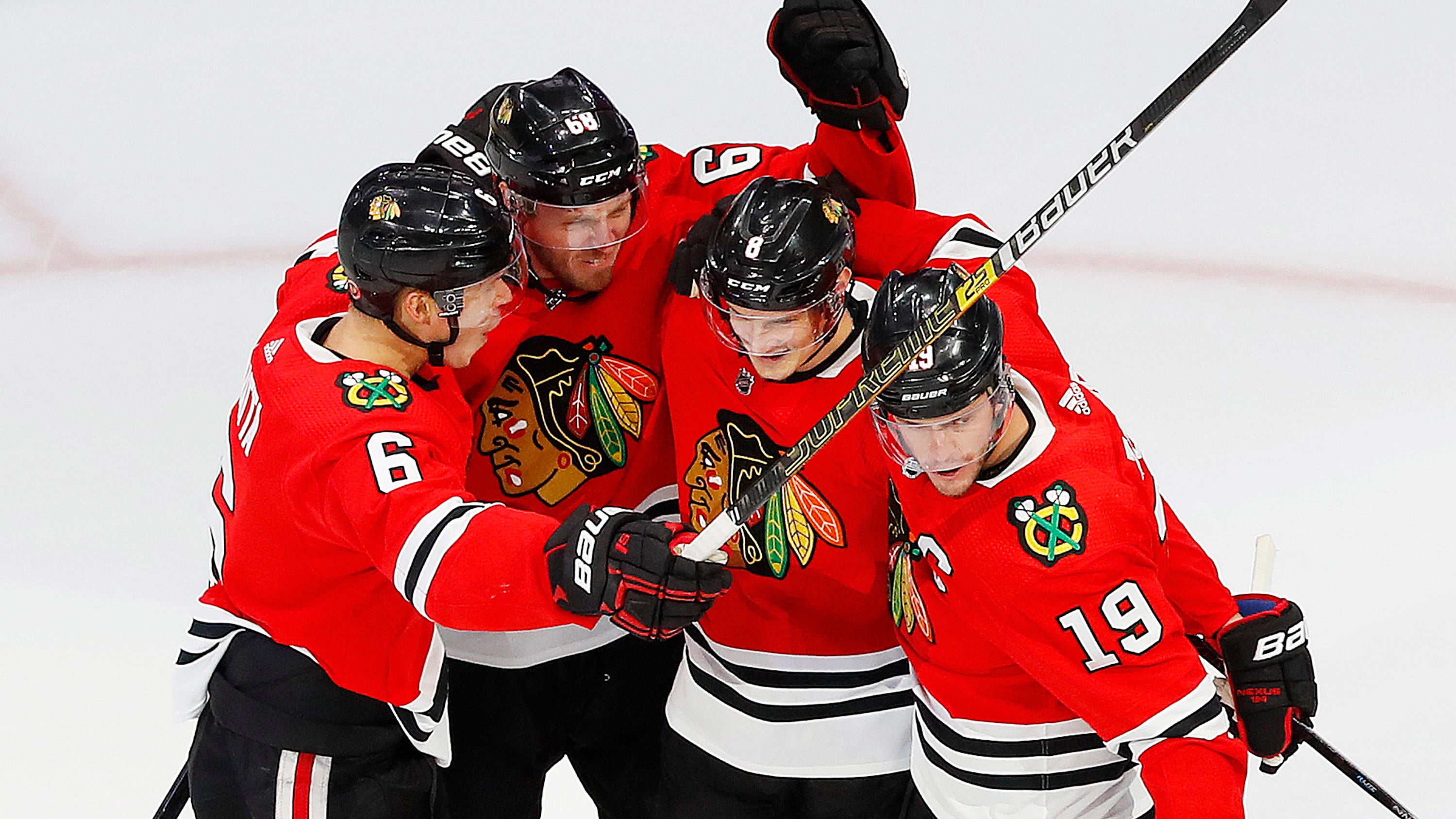 NHL playoffs Blackhawks complete upset of Oilers with Game 4 win