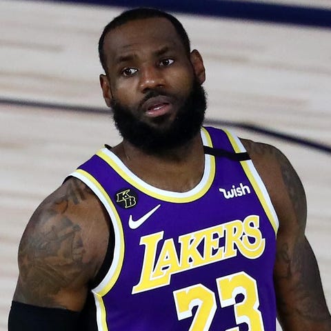 LeBron James and the Lakers dropped to 2-4 in the 