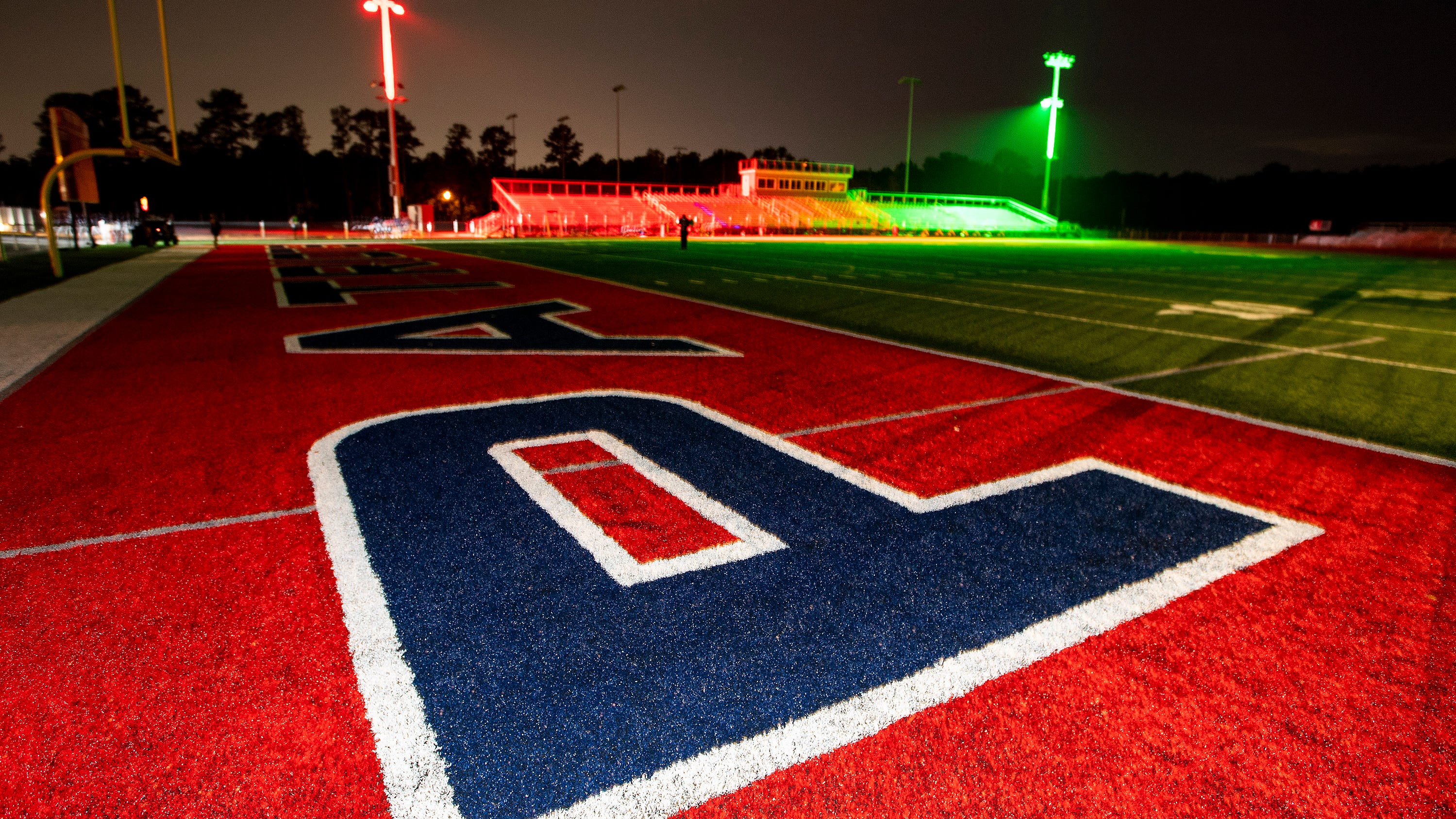 Pike Road Light Show Patriots Use Same Technology As Alabama And Auburn