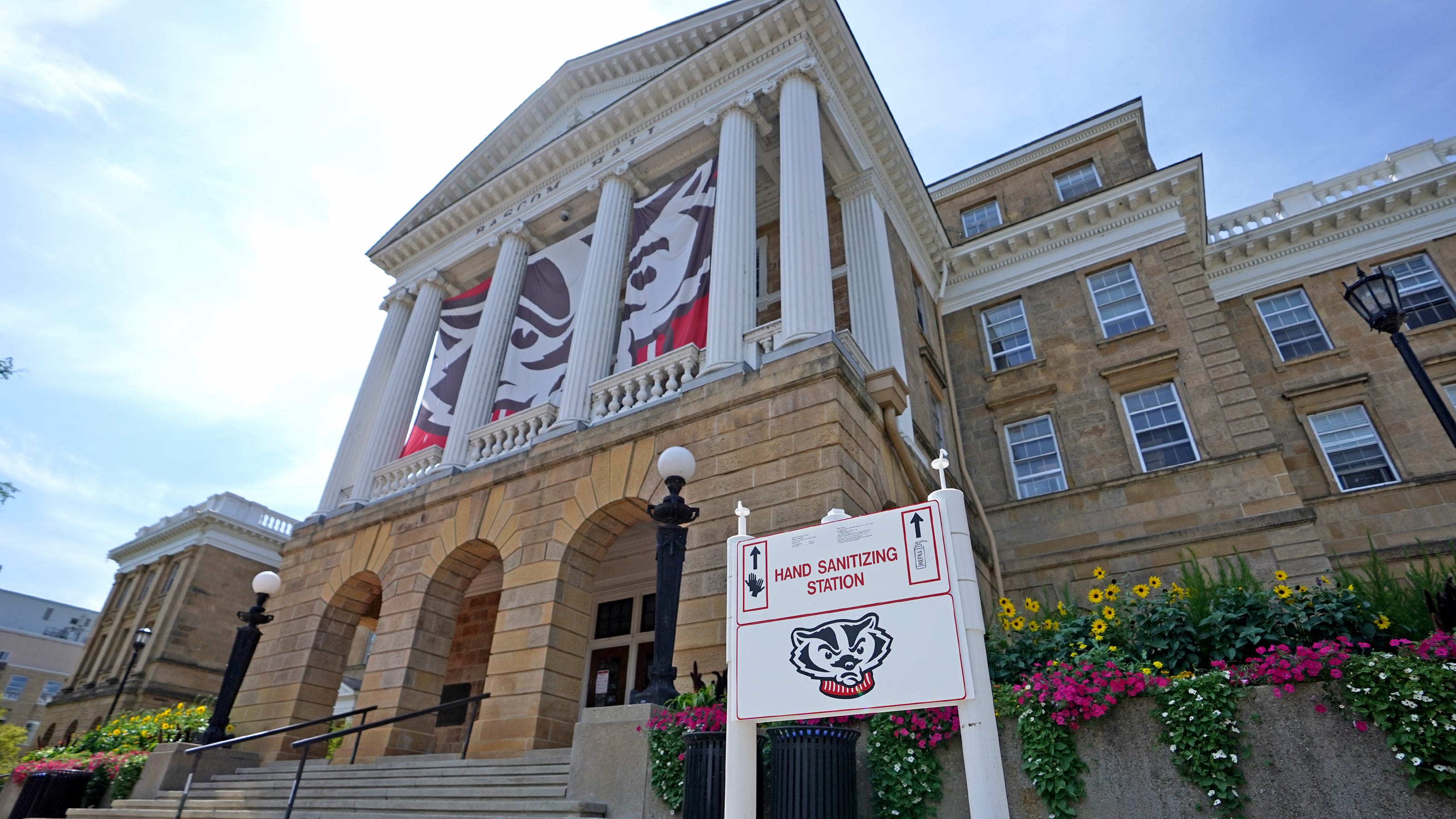 UW Regents extend ACT, SAT exemptions for 2 more years