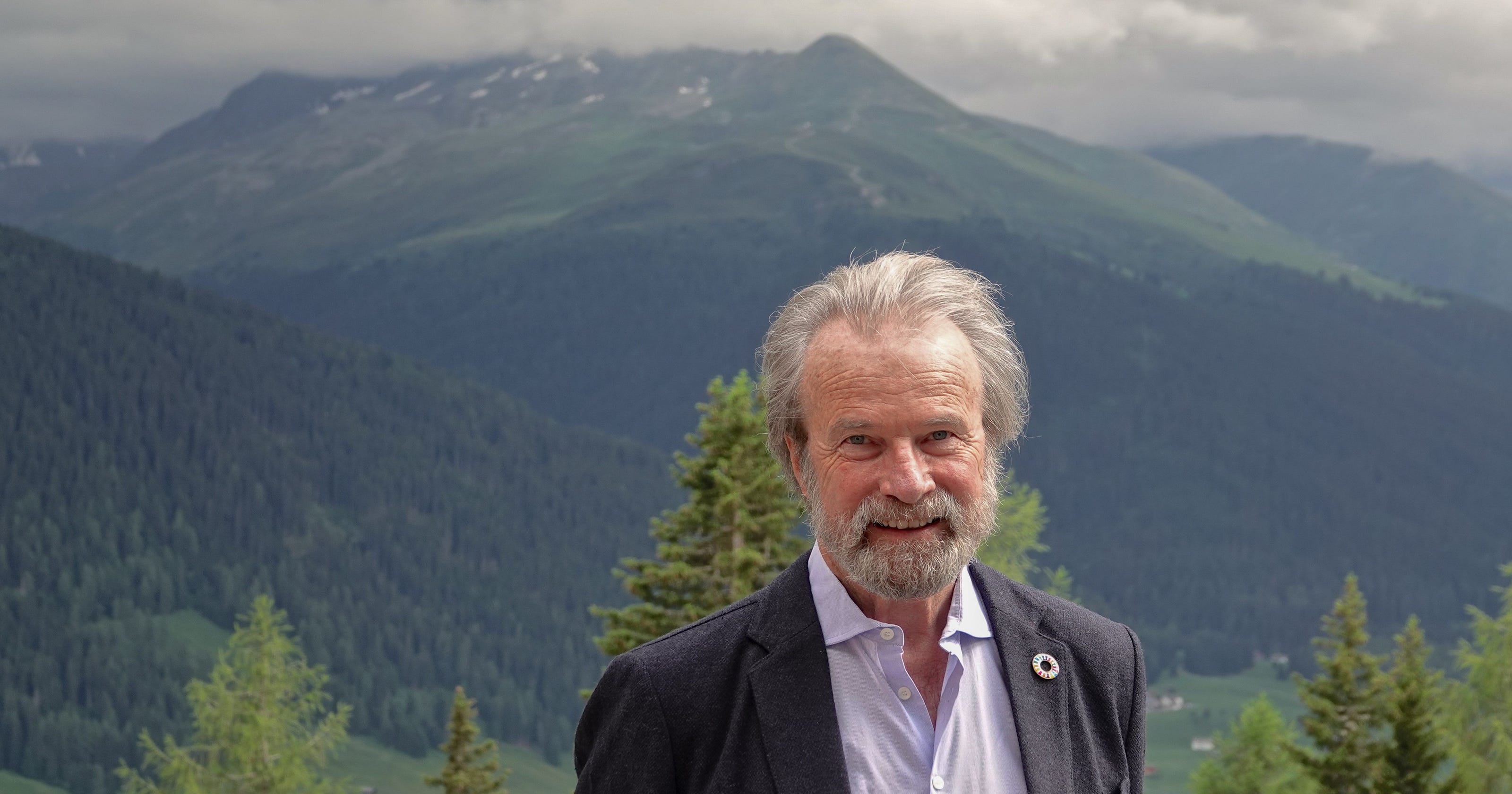 Renowned climate scientist Konrad Steffen dies after falling through ice in Greenland - USA TODAY thumbnail