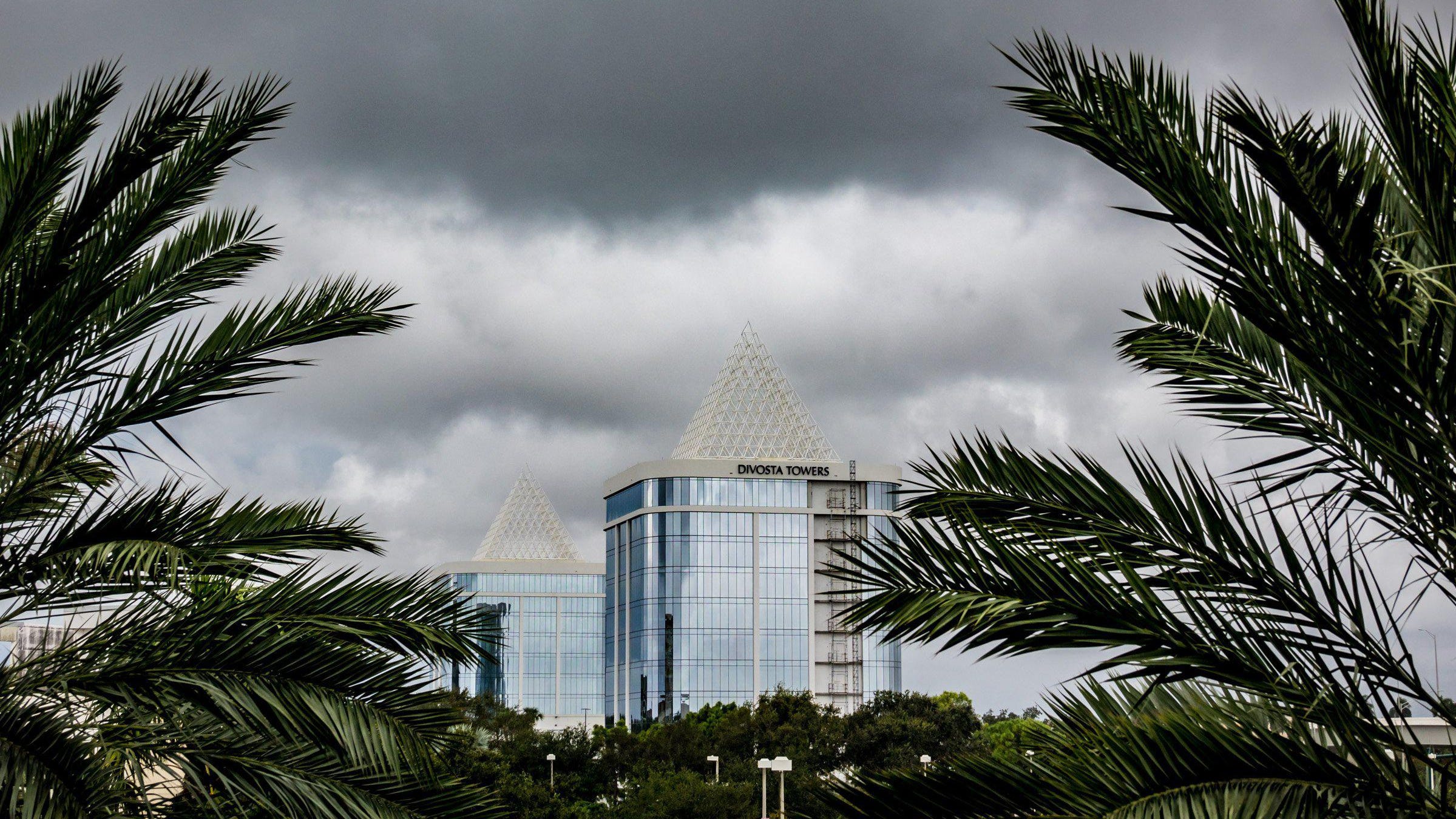 Palm Beach County Sheriff Ric Bradshaw rents luxury office space