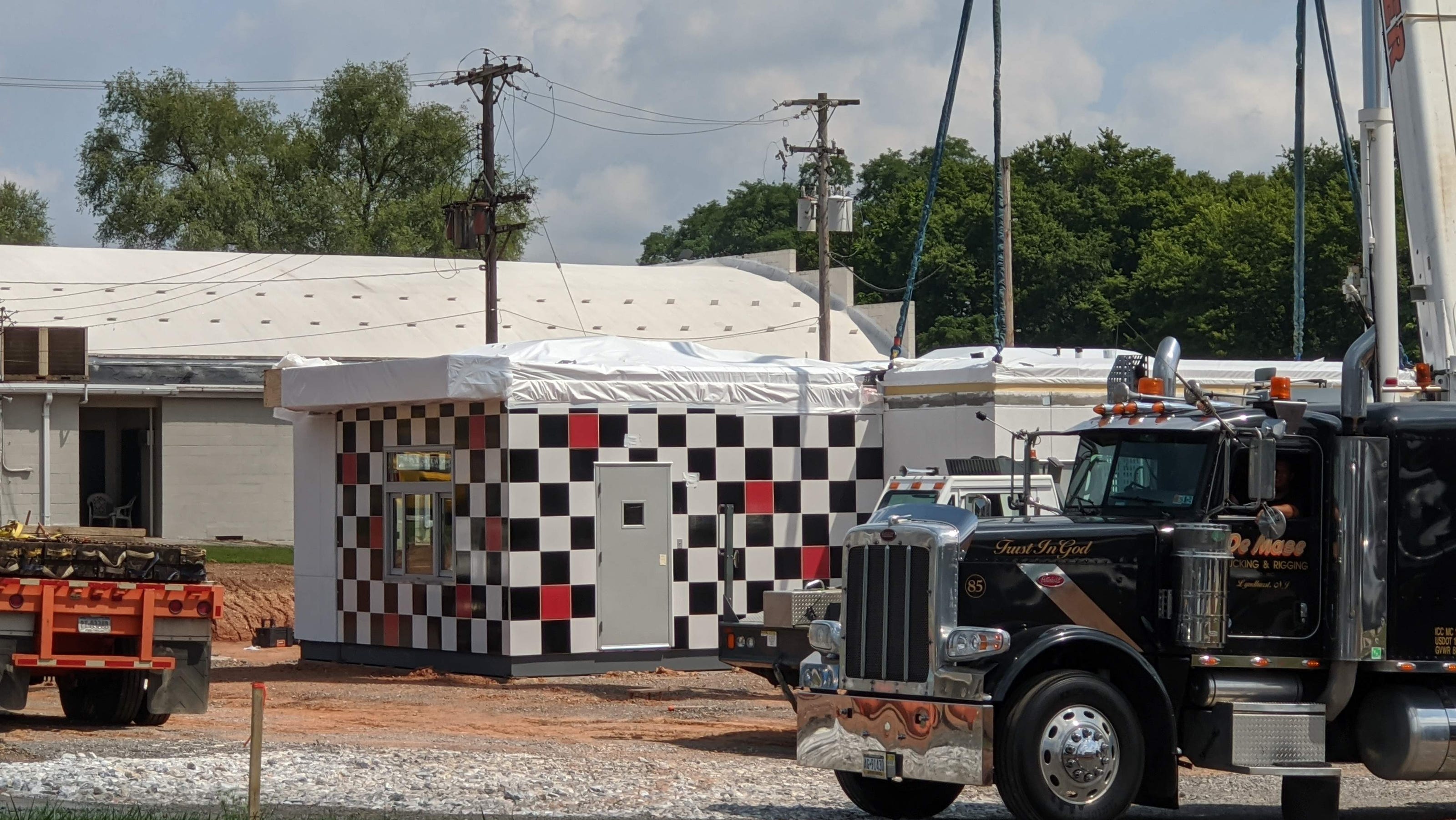 York County getting its first Checkers DriveIn Restaurant