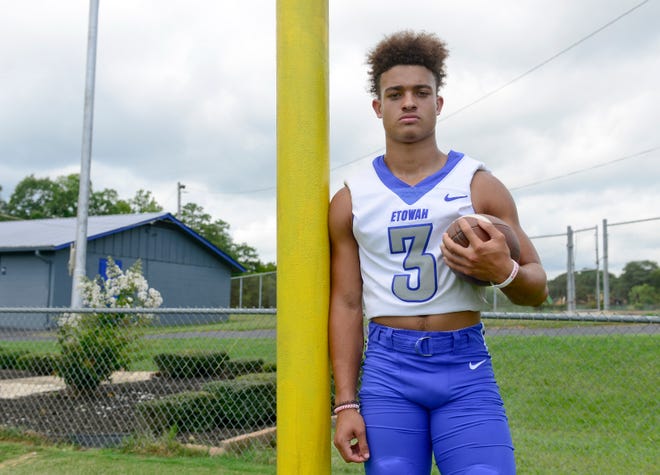 Etowah (Alabama) senior Trent Davis is rated the nation's No. 78 running back prospect by 247Sports.com. He announced his verbal commitment to Duke on Monday.