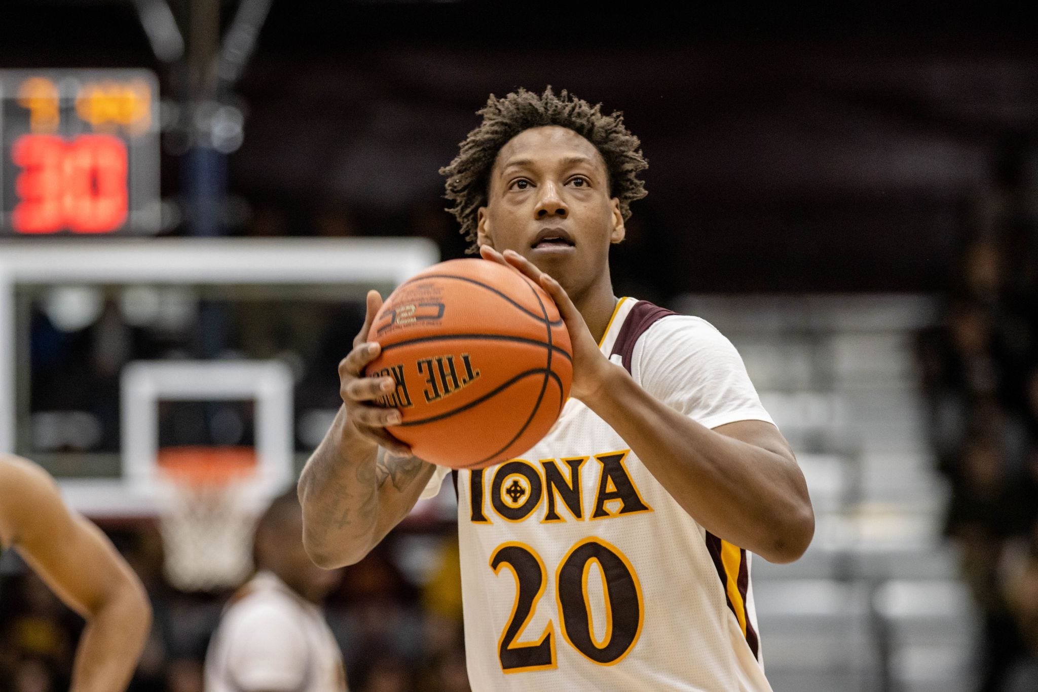 iona basketball roster