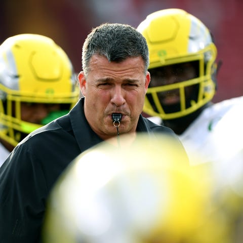 Oregon coach Mario Cristobal and his team may not 