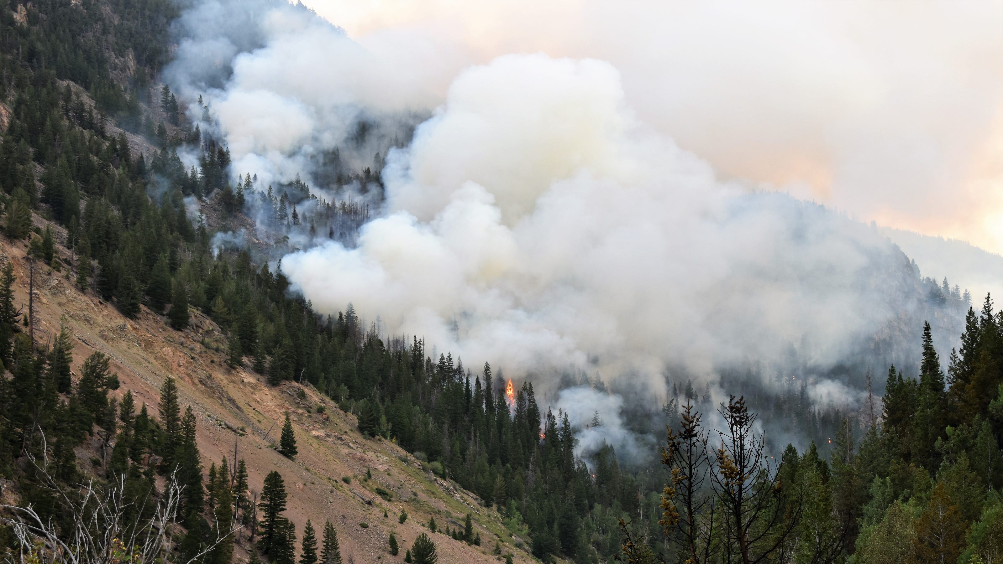 Cameron Peak Fire: Containment remains stable, storm system moving in