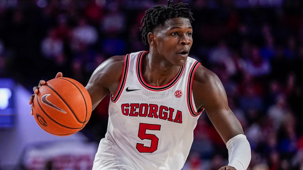 Anthony Edwards averaged 19.1 points and 5.2 rebounds as a freshman at Georgia.