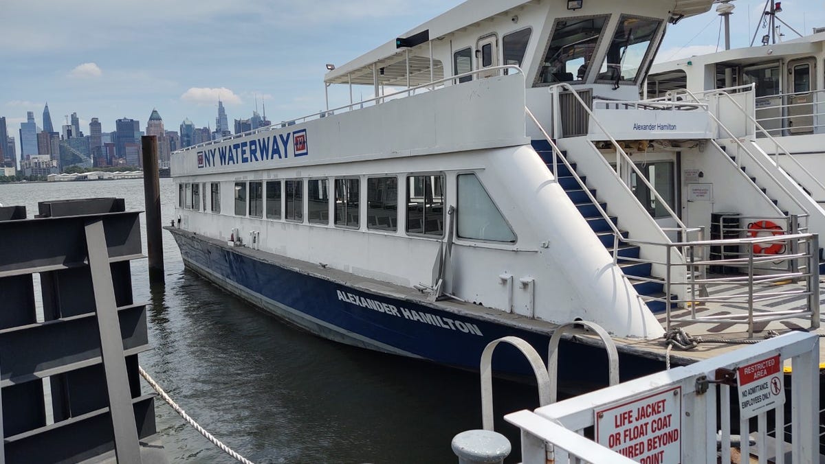 NY Waterway ferry, Weehawken