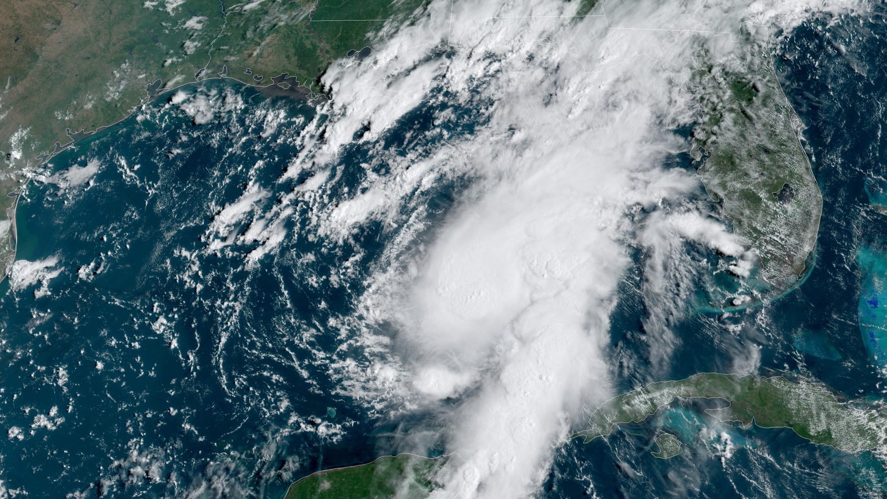 Marco Strengthens To Category 1 Hurricane Heads Toward Louisiana