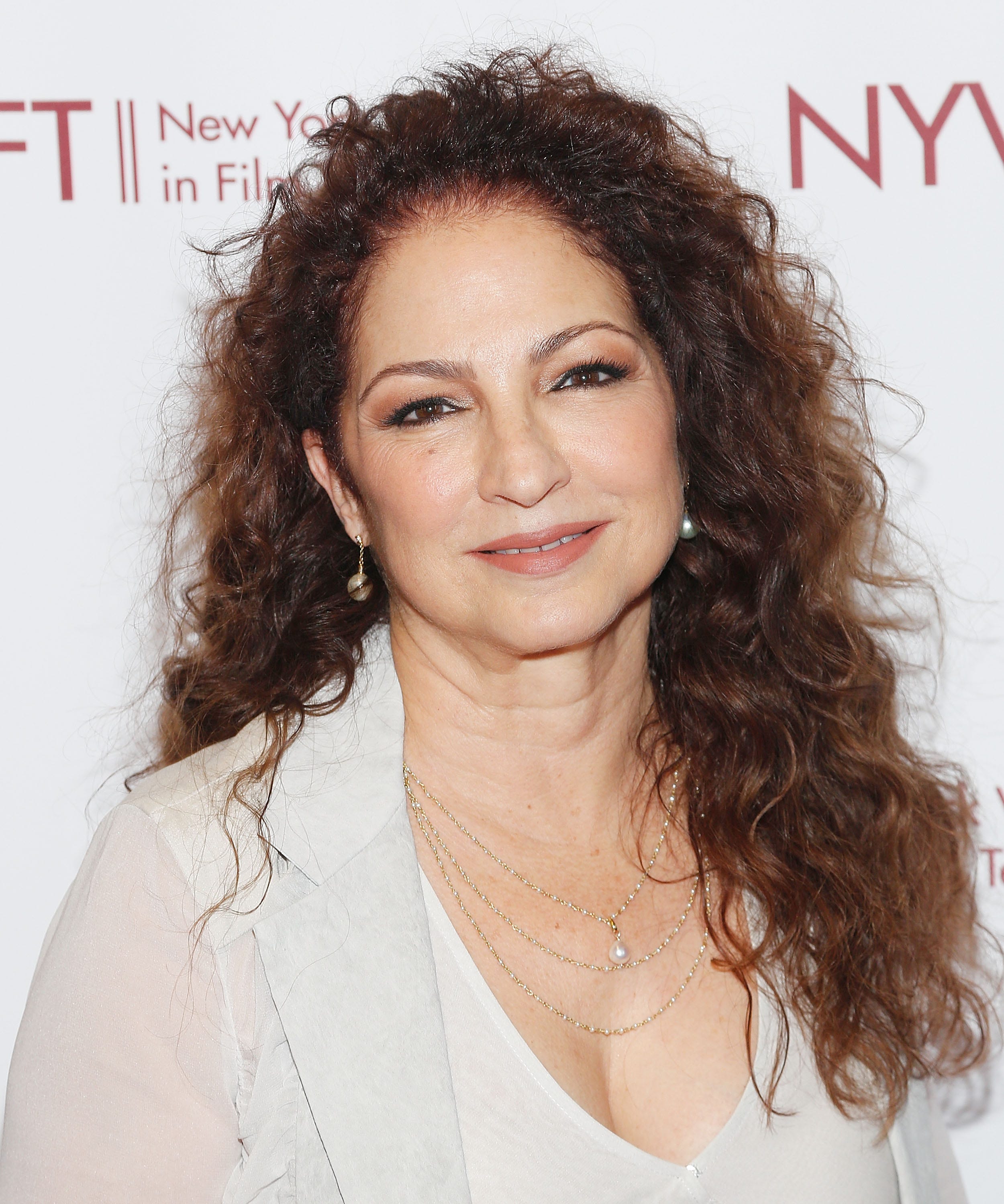 Gloria Estefan had coronavirus in November, has since recovered