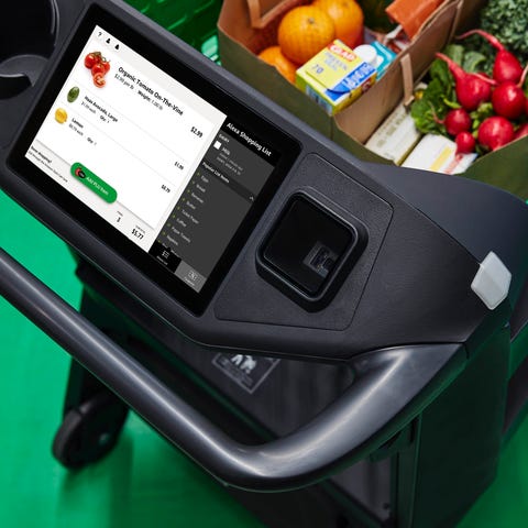 Amazon's Dash Cart lets customers at its new Fresh