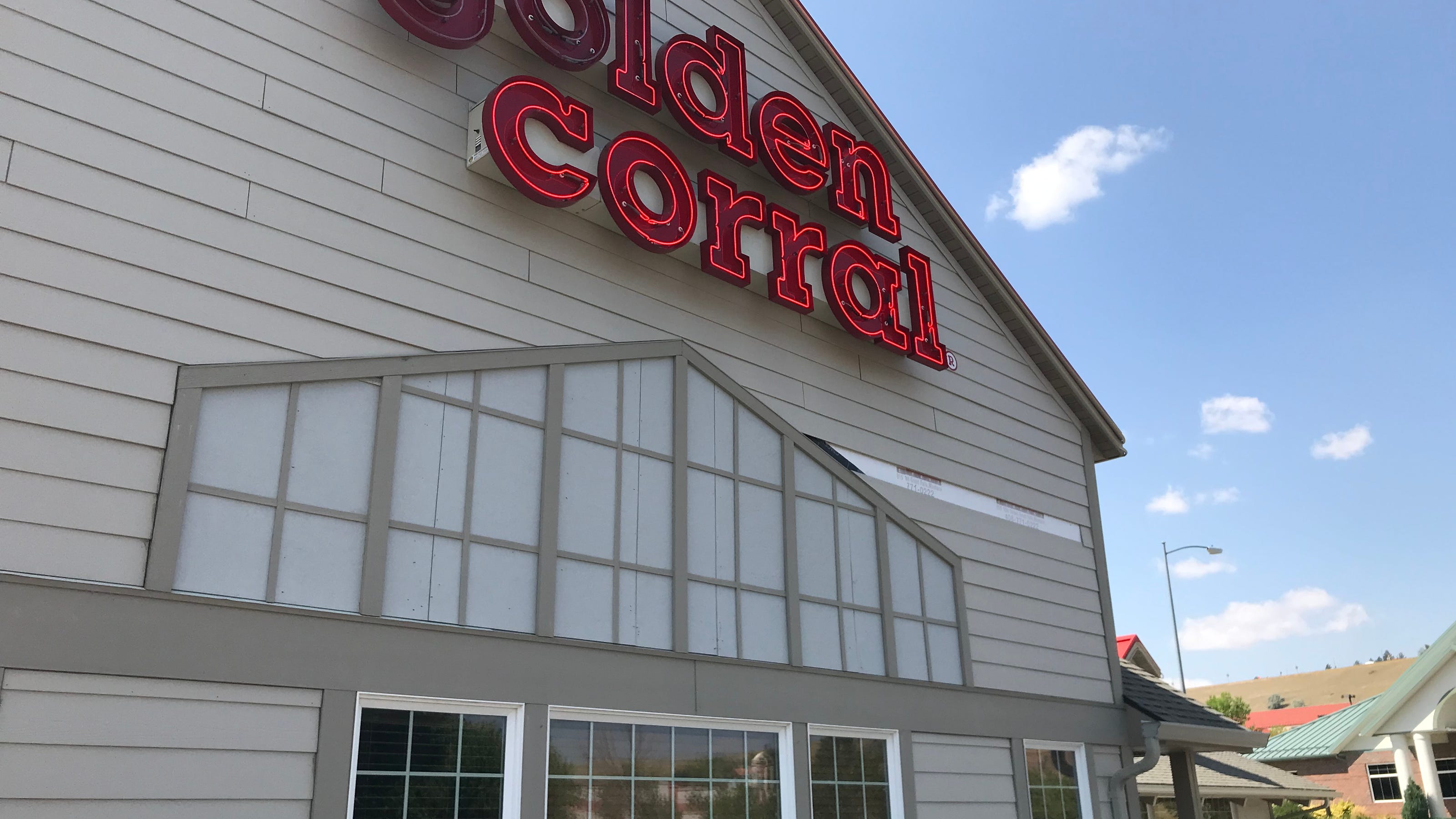 Golden corral owner talks with fox 35 about closing, selling restaurants Golden Corral closed temporarily