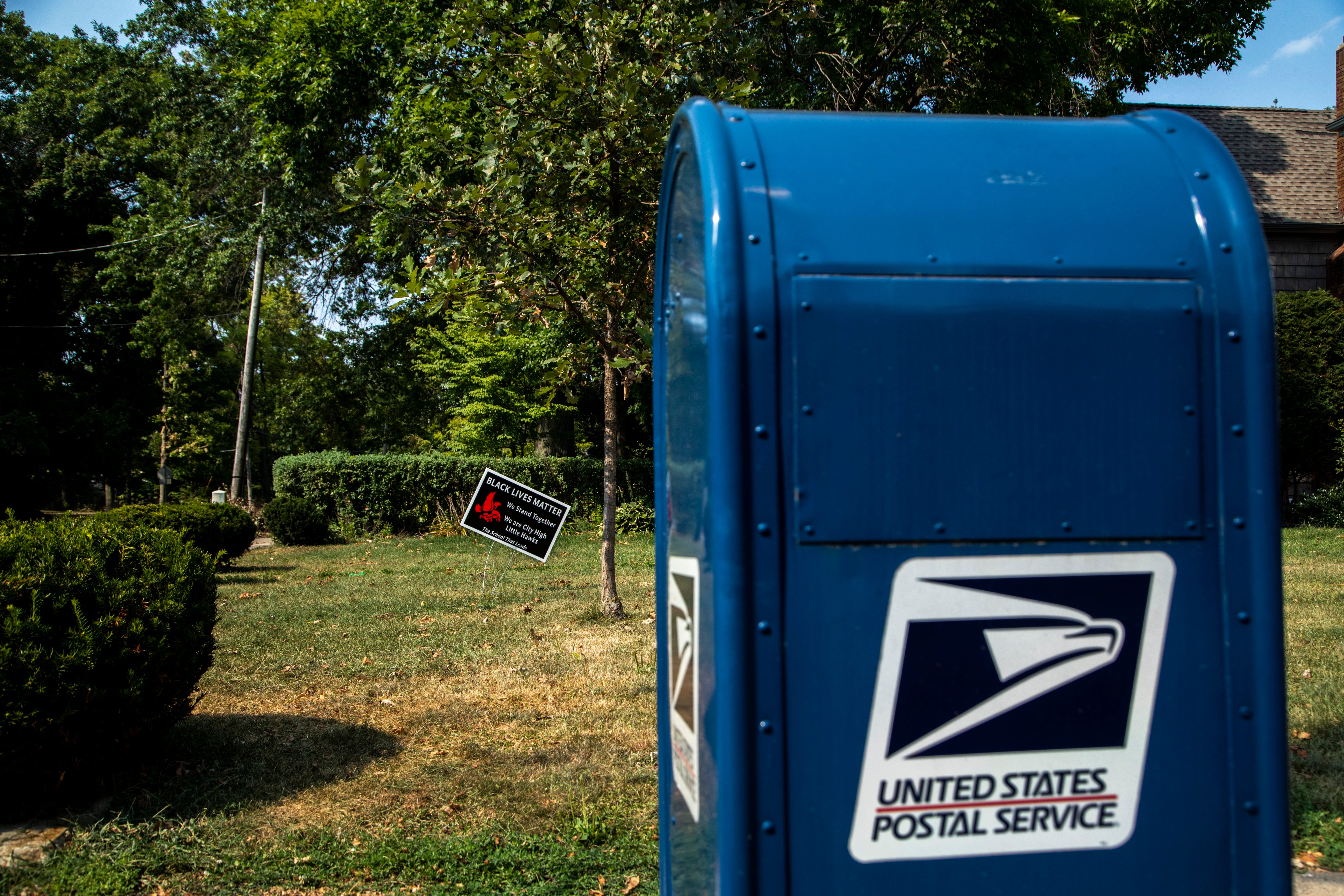 Fact Check Usps Mailbox Locks Used As Security Measures During Events