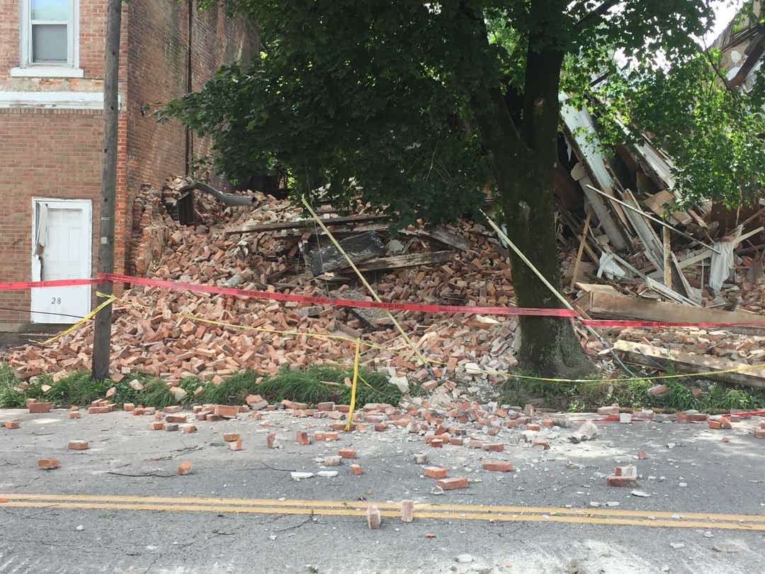 Front portion of former Plymouth Hotel collapses - Mansfield News Journal