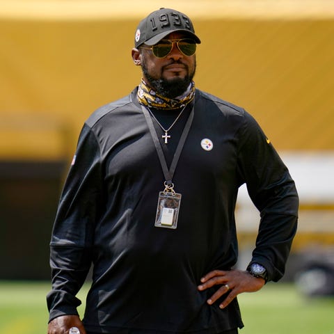 Pittsburgh Steelers head coach Mike Tomlin during 