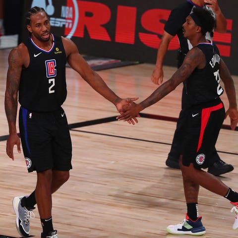Kawhi Leonard averaged 32.8 points in the Clippers