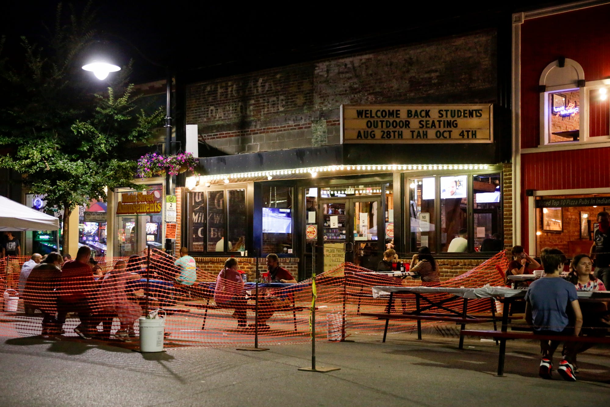 Outdoor dining 'Streateries' are now closer to reality in Lafayette