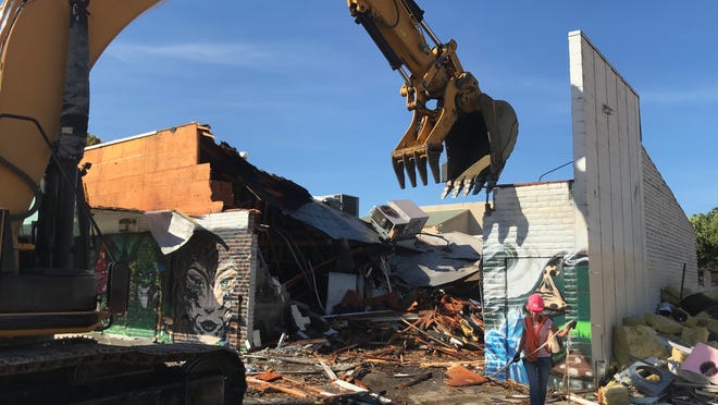 Darkside Redding smoke store making demolished downtown