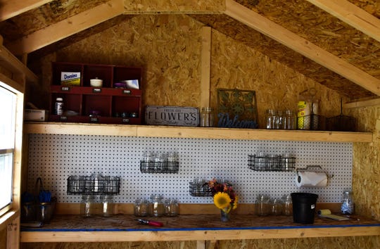 Customers are welcome to arrange their flowers in the farm’s shed, or Jill Bench will arrange a bouquet for them.