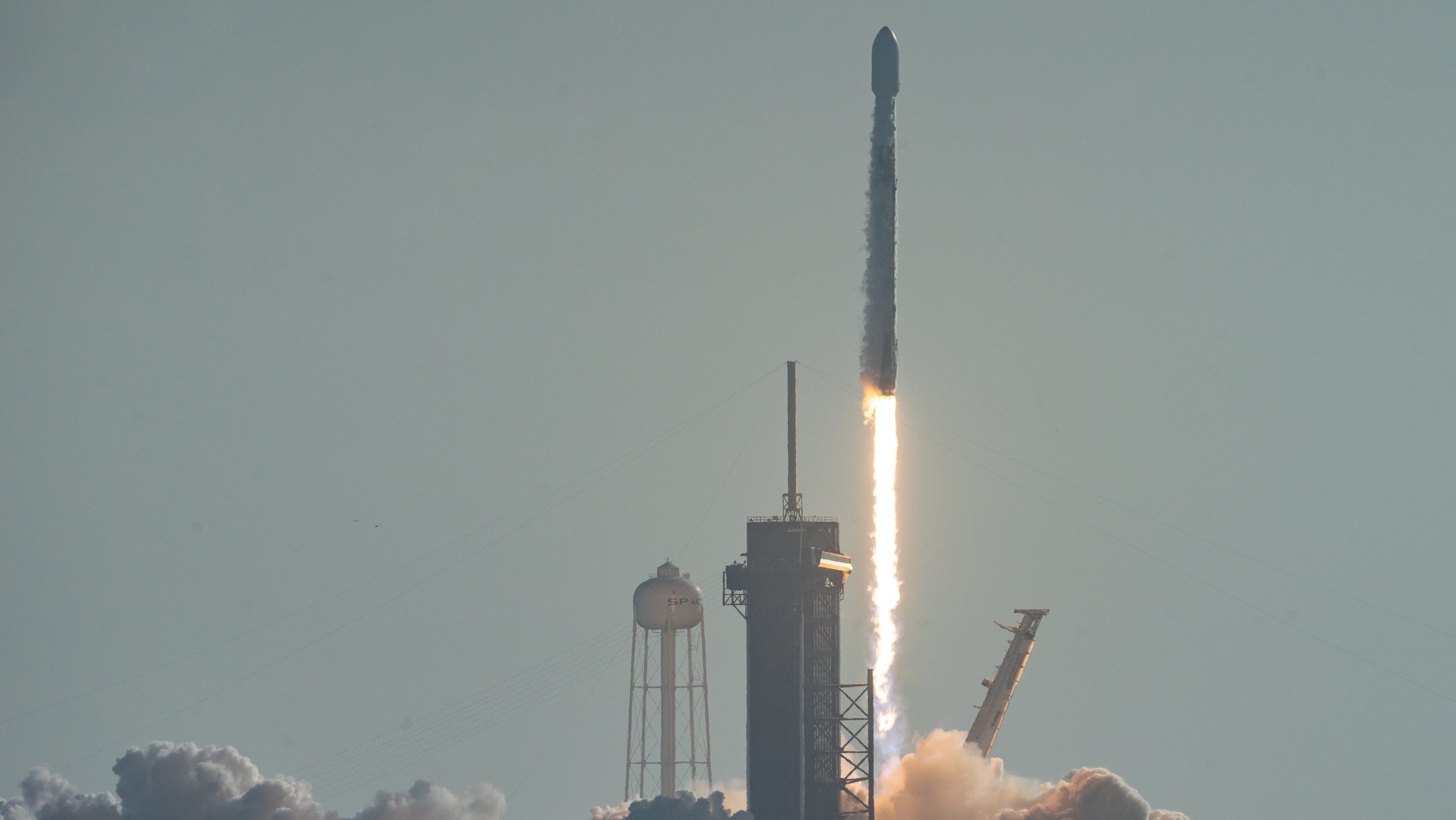 Weather OK for next SpaceX Starlink launch from Kennedy Space Center - Florida Today