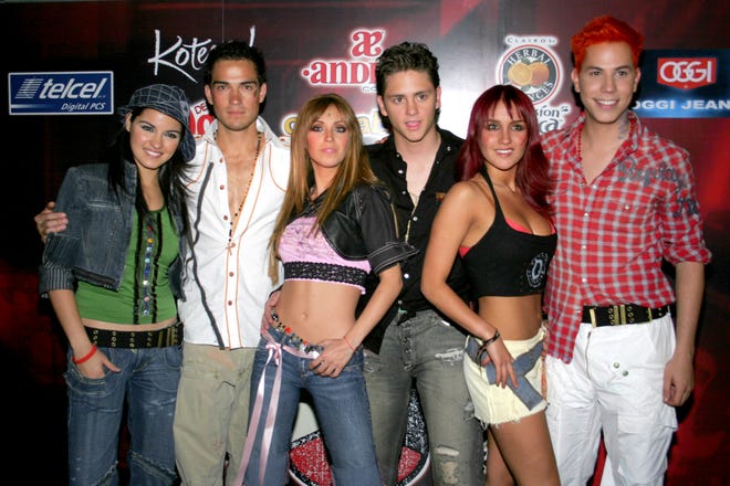 RBD, que surgió  en 2004, en la  telenovela “Rebelde”, tuvo su último concierto el 21 de diciembre de 2008, en Madrid , España.