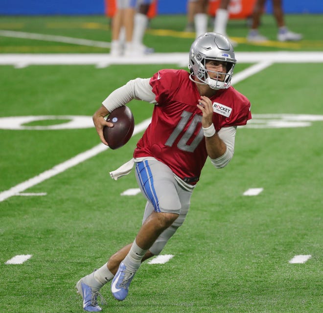 Detroit Lions Waive David Blough Keep 2 Qbs On 53 Man Roster