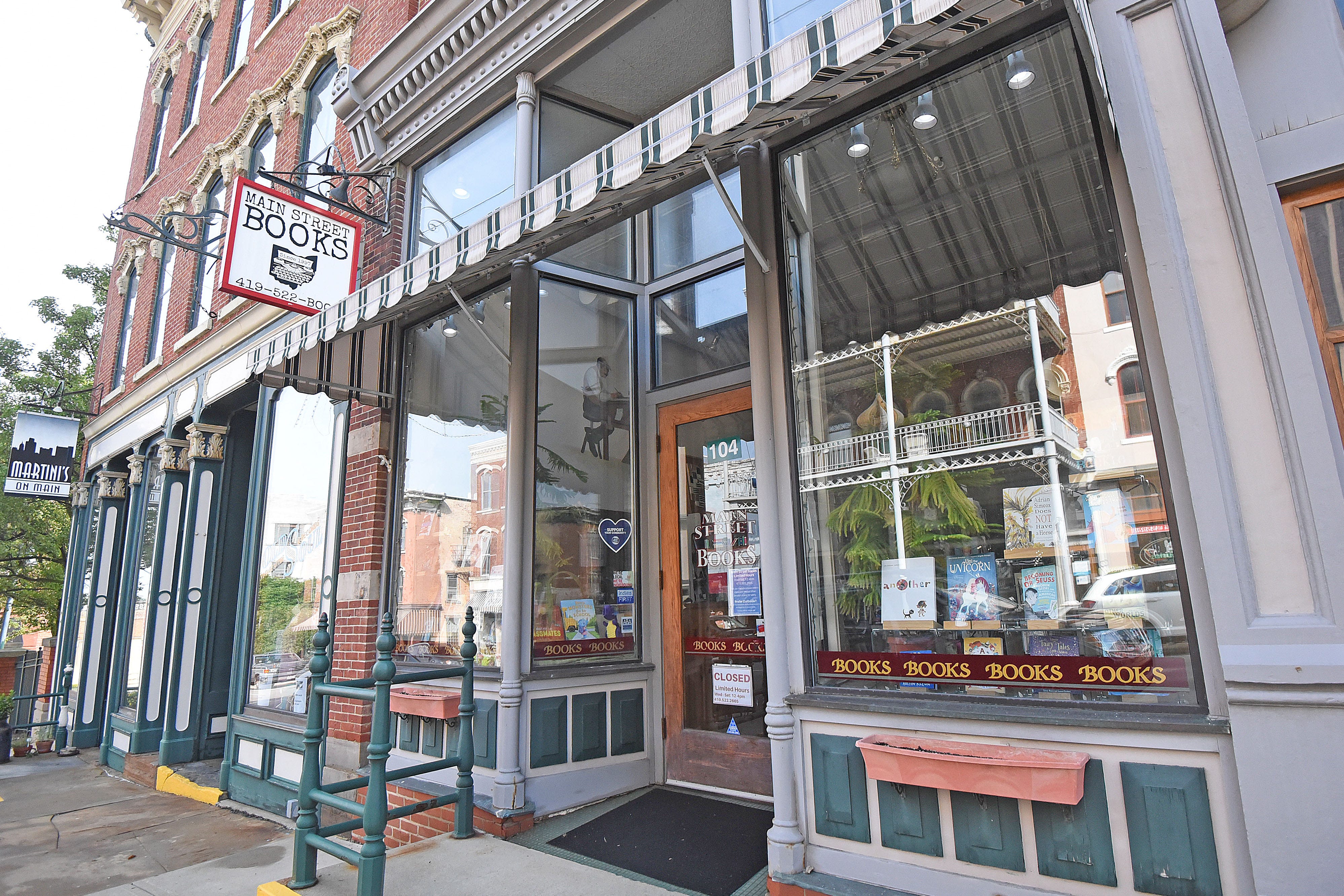 Main Street Books in downtown Mansfield closing at end of month