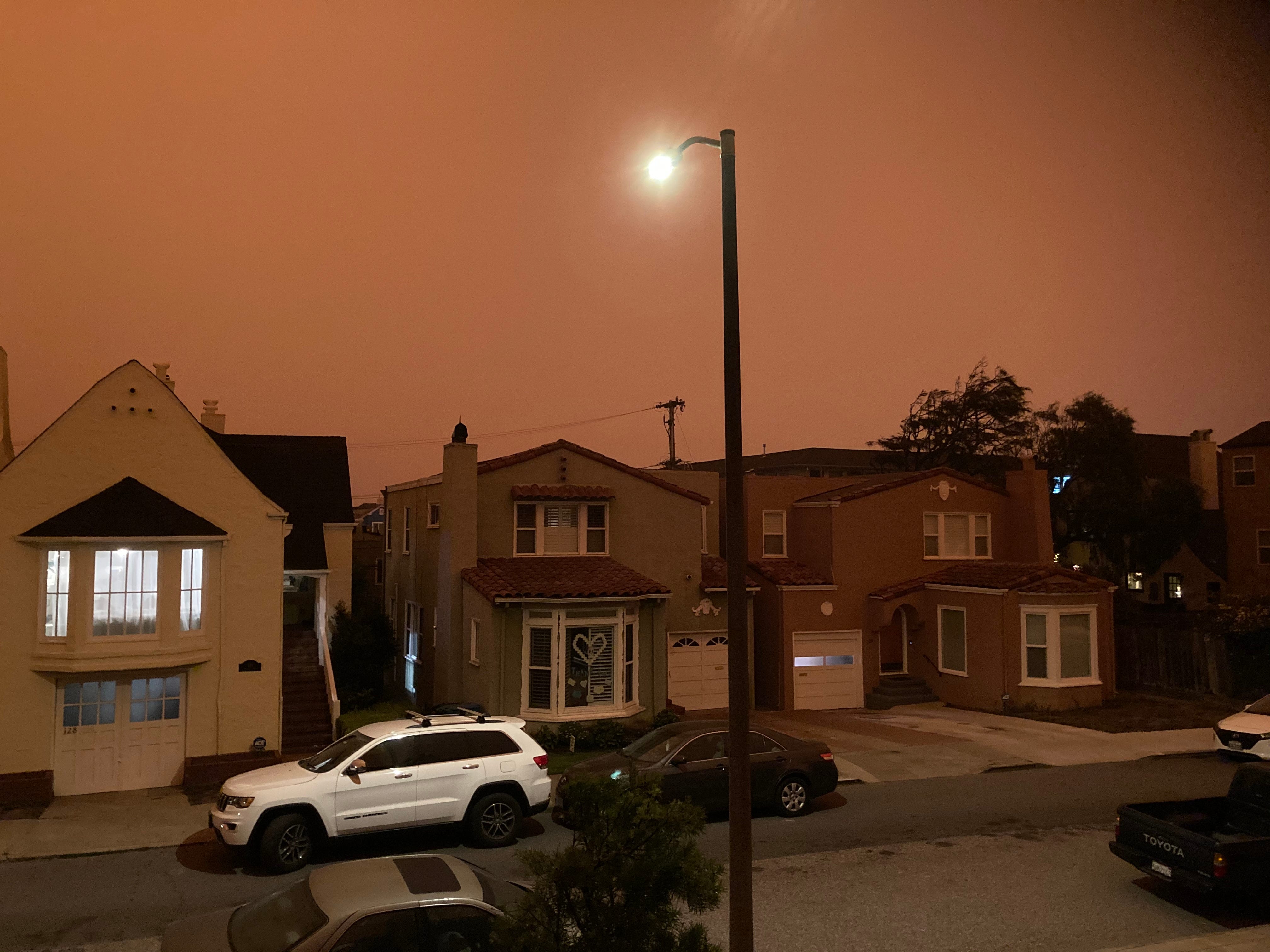 Fire Map California Firefighters Injured Oregon Wildfire Evacuations