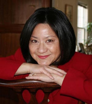 Suzette Martinez Standring