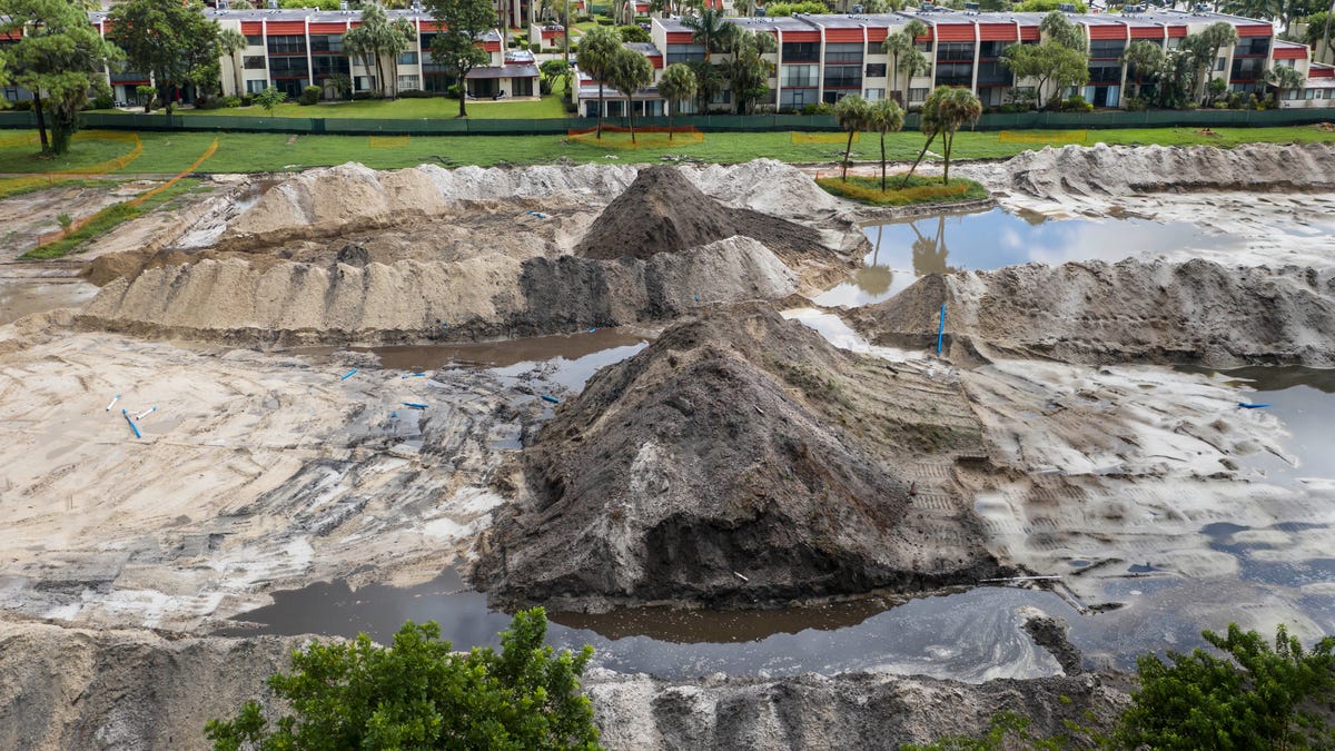 Fountains CC real estate developer vows to clear up dust issue