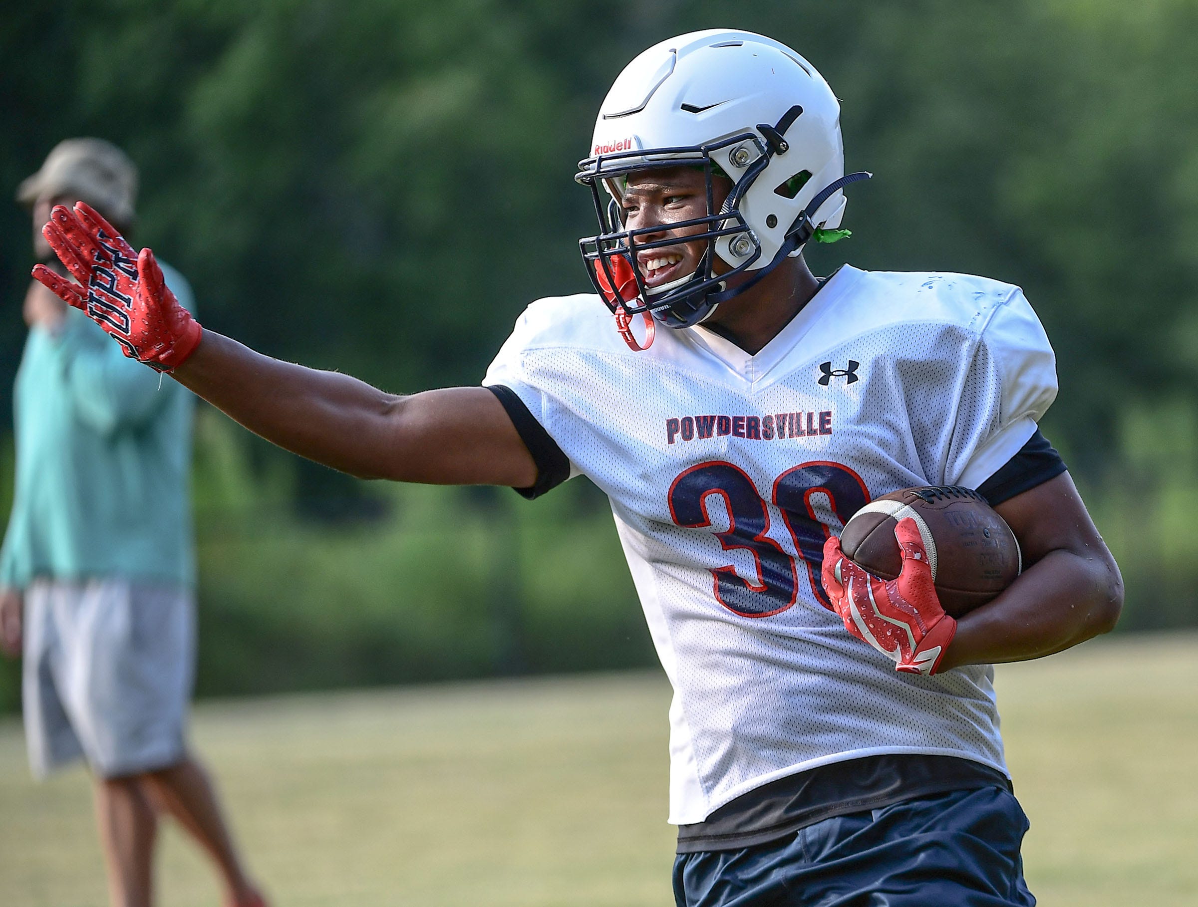 Powdersville High School running back Kiundre Hunter runs during practice in Powdersville, S.C. September 2020. 