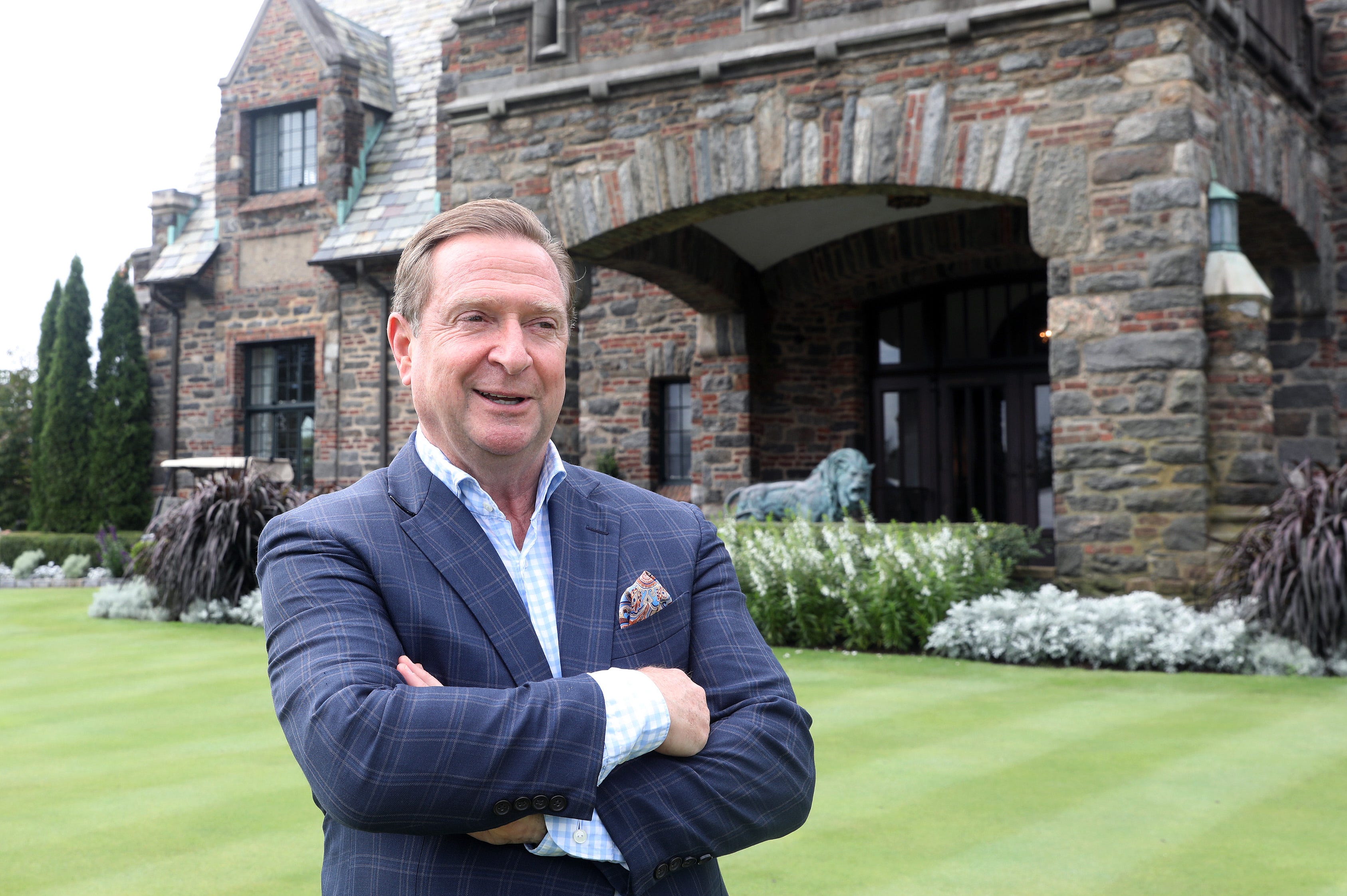 lohud.com - Mike Dougherty - Golf: Colin Burns leaves Winged Foot to help set a new standard at The Apogee Club