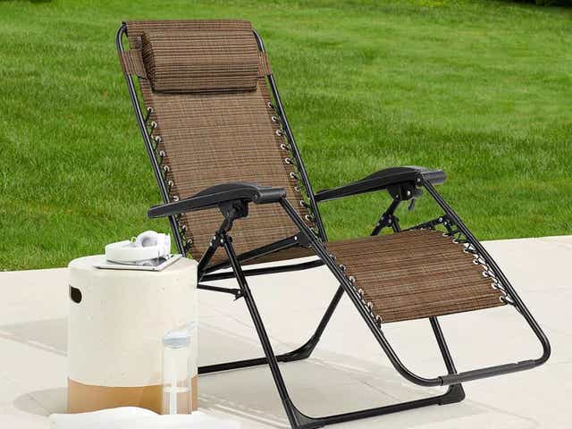 Zero Gravity Chair Get This Best Selling Kohl S Patio Seat For Half Off