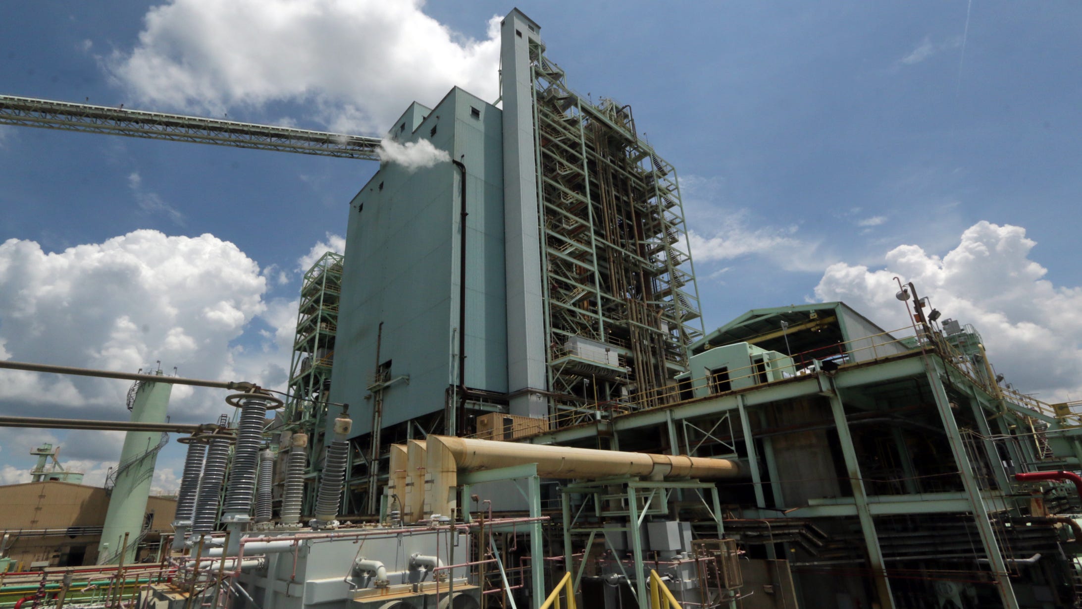 lakeland-electric-s-mcintosh-power-plants-are-now-being-demolished