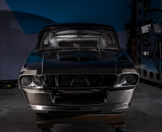 The carbon fiber body of the GT500CR