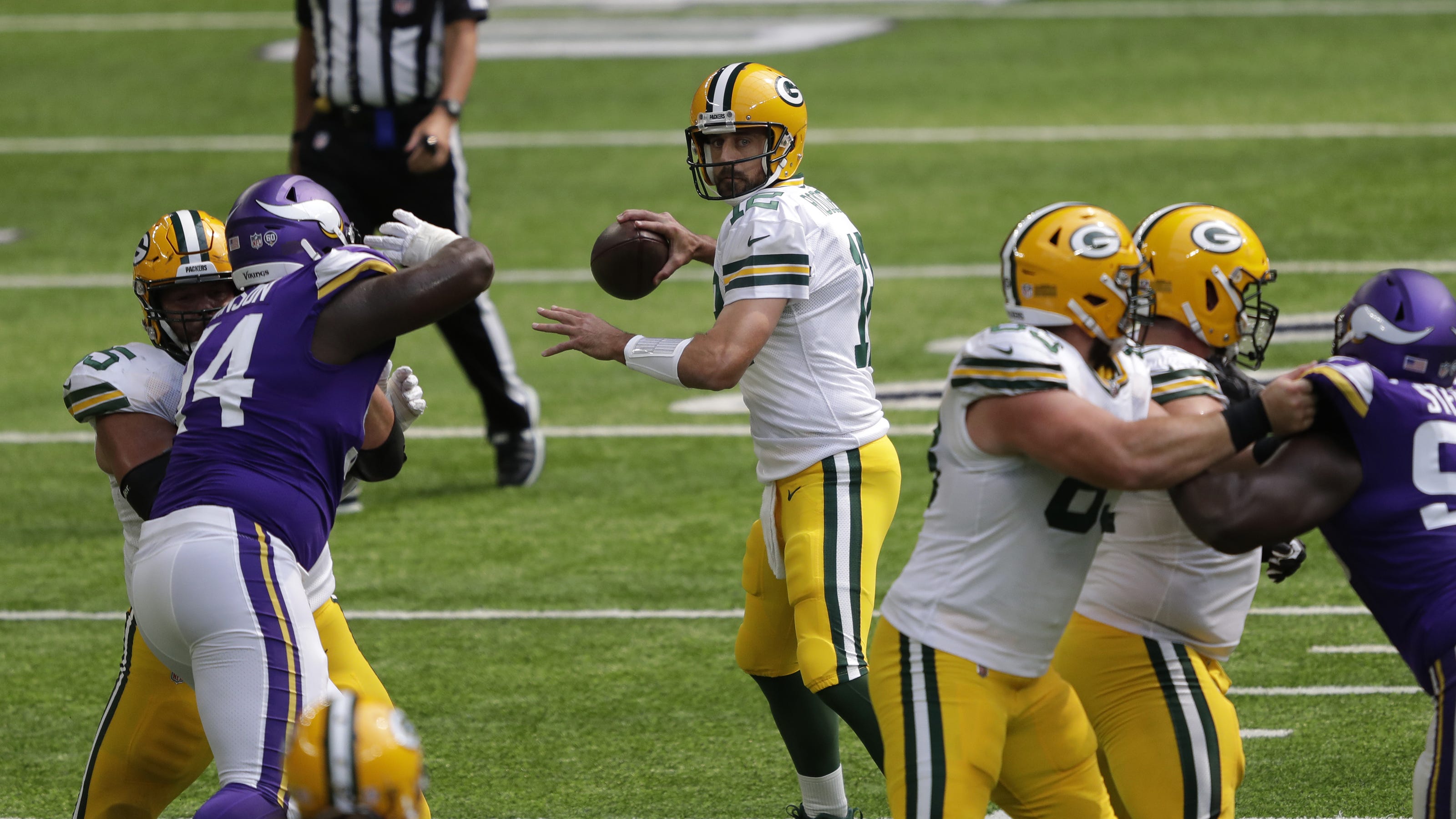 Twitter Reacts To Vintage Performance By Packers Qb Aaron Rodgers