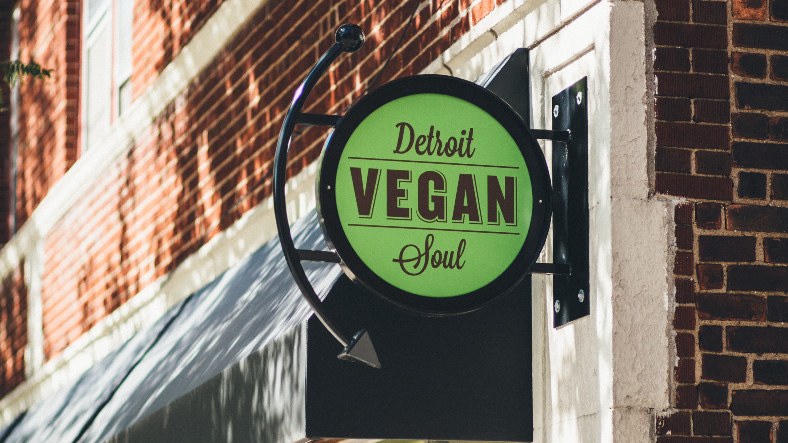 Detroit Vegan Soul Reopens With Curbside Pick Up In West Village