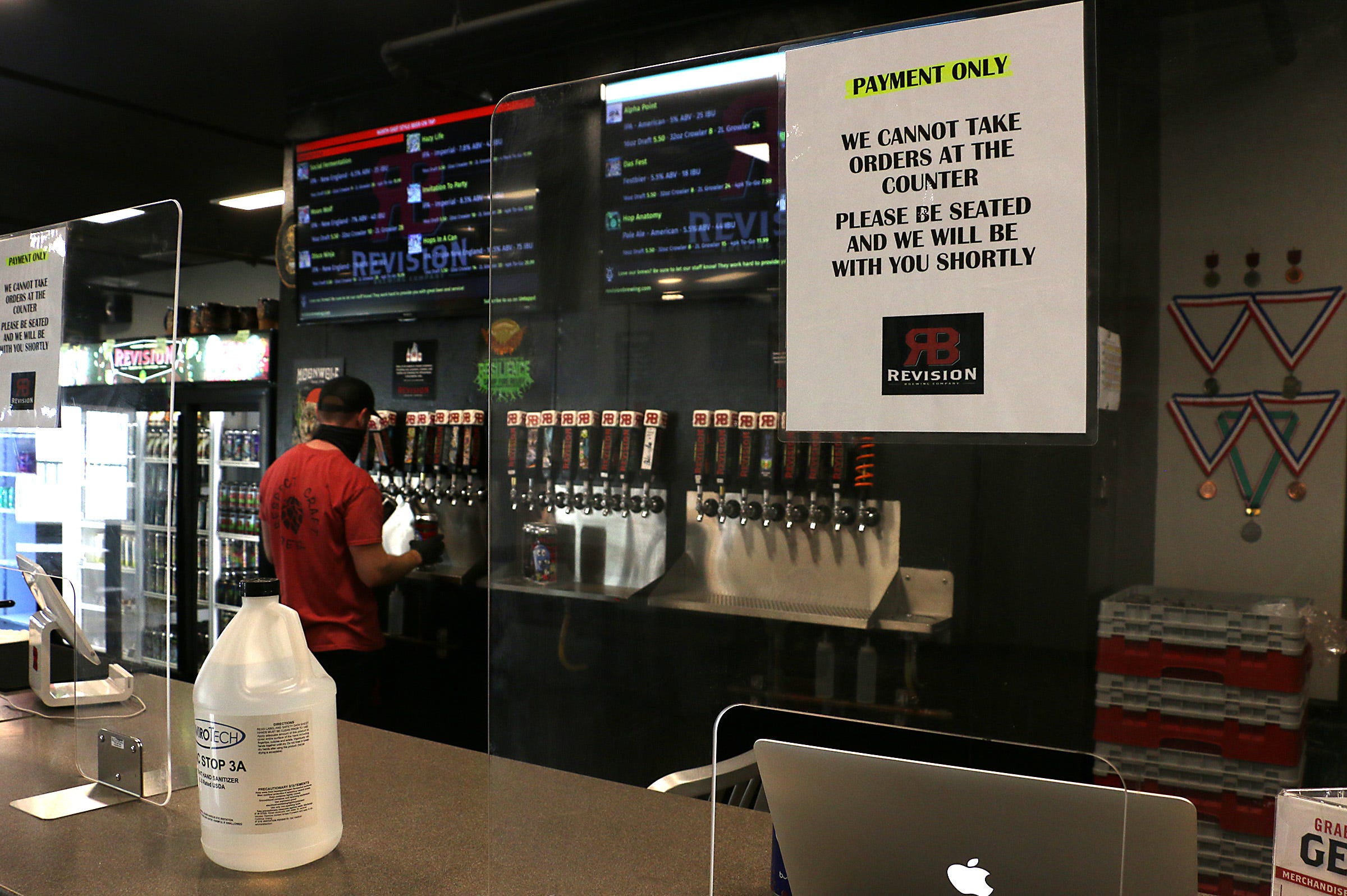 Bars Reopen In The Reno Area Wednesday Night Here S How It Ll Work Bars Reopen In The Reno Area Wednesday Night Here S How It Ll Work