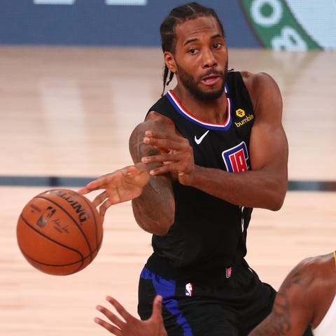 Kawhi Leonard and the Clippers blew a double-digit